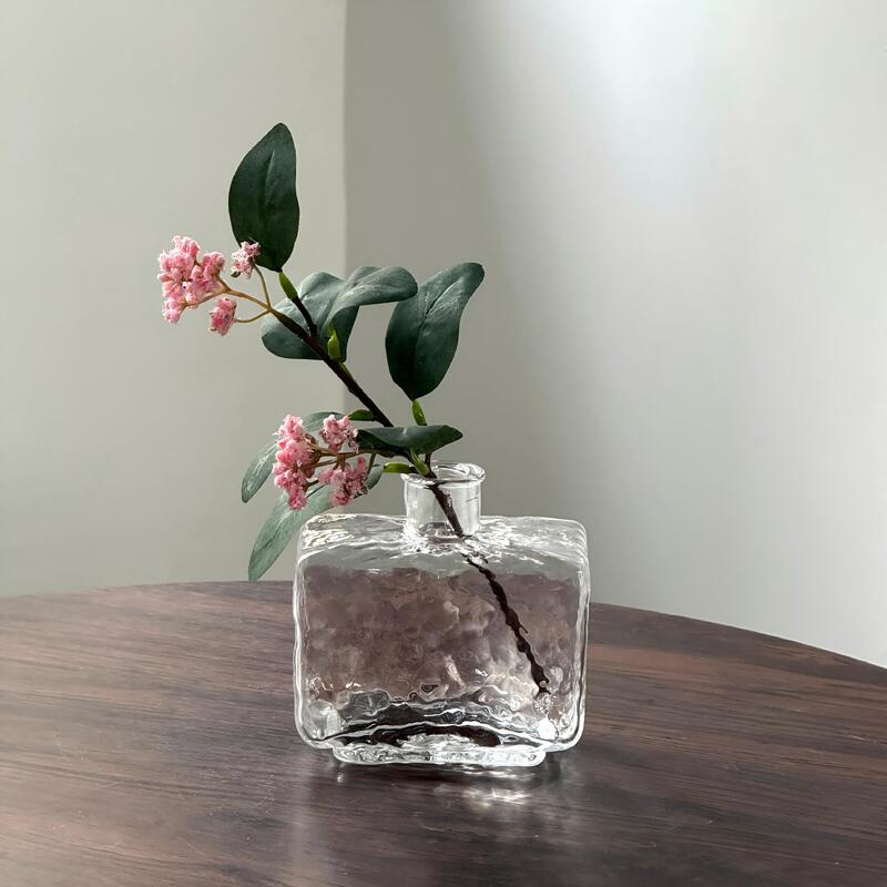品質 Rectangular Clear Hammered Glass Vase - Modern Minimalist Decorative Flower Vase for Table Centerpiece 工場