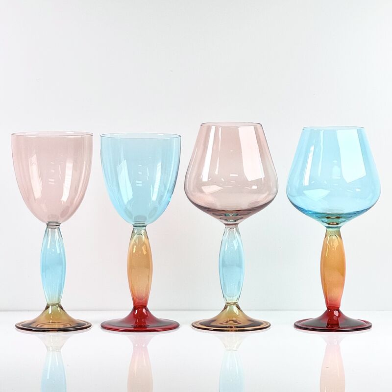 品質 Hand-Blown Gradient Color Borosilicate Wine Glasses, Multi-Color Artistic Stem Goblets for Wine, Cocktail, Home Bar & Party Decor 工場