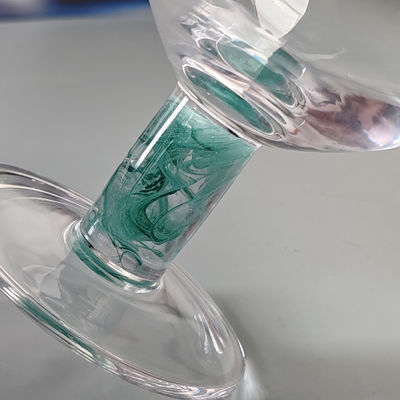 品質 メキシコのコンフェッティデザイン エレガントな水杯 贅沢な手吹コンフェッティ コクテイル ガラスカップ ロマンチックなショートステム ワイングラス 工場