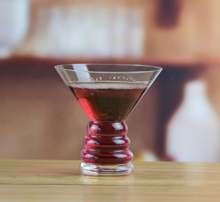 品質 320ml ハンドブロー カスタマイズ クラフトビールグラス 工場