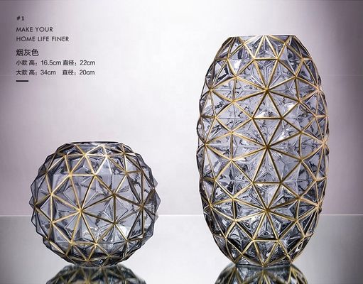 品質 結婚式のための創造的な手描きの装飾ガラス花瓶 工場