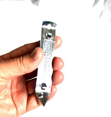 品質 ブランドのロゴ 復古のステンレス鋼のボトル開け機 工場