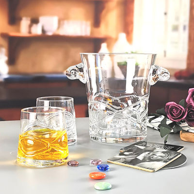 品質 独創的な手造りのウィスキーグラス 工場