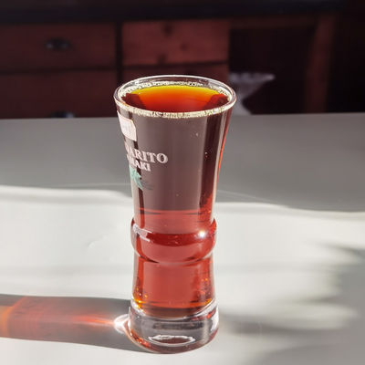 品質 ハイボール 飲料 コクテール 水晶グラス 色のロゴで手吹き 工場